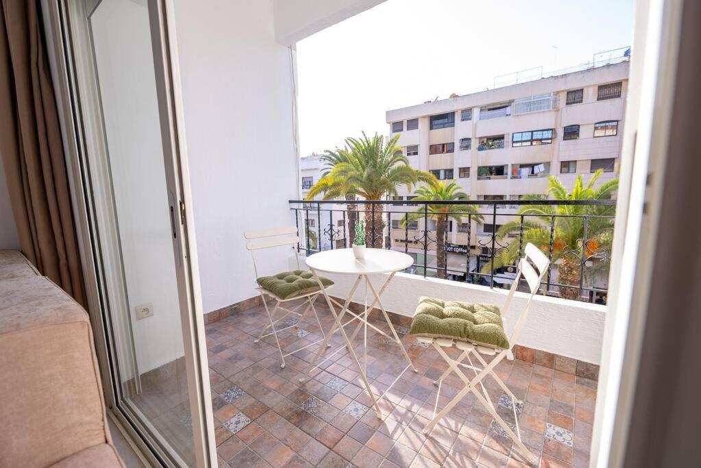 Tradition Meets Modern: 2Br Flat In Rabat Hassan Exteriör bild